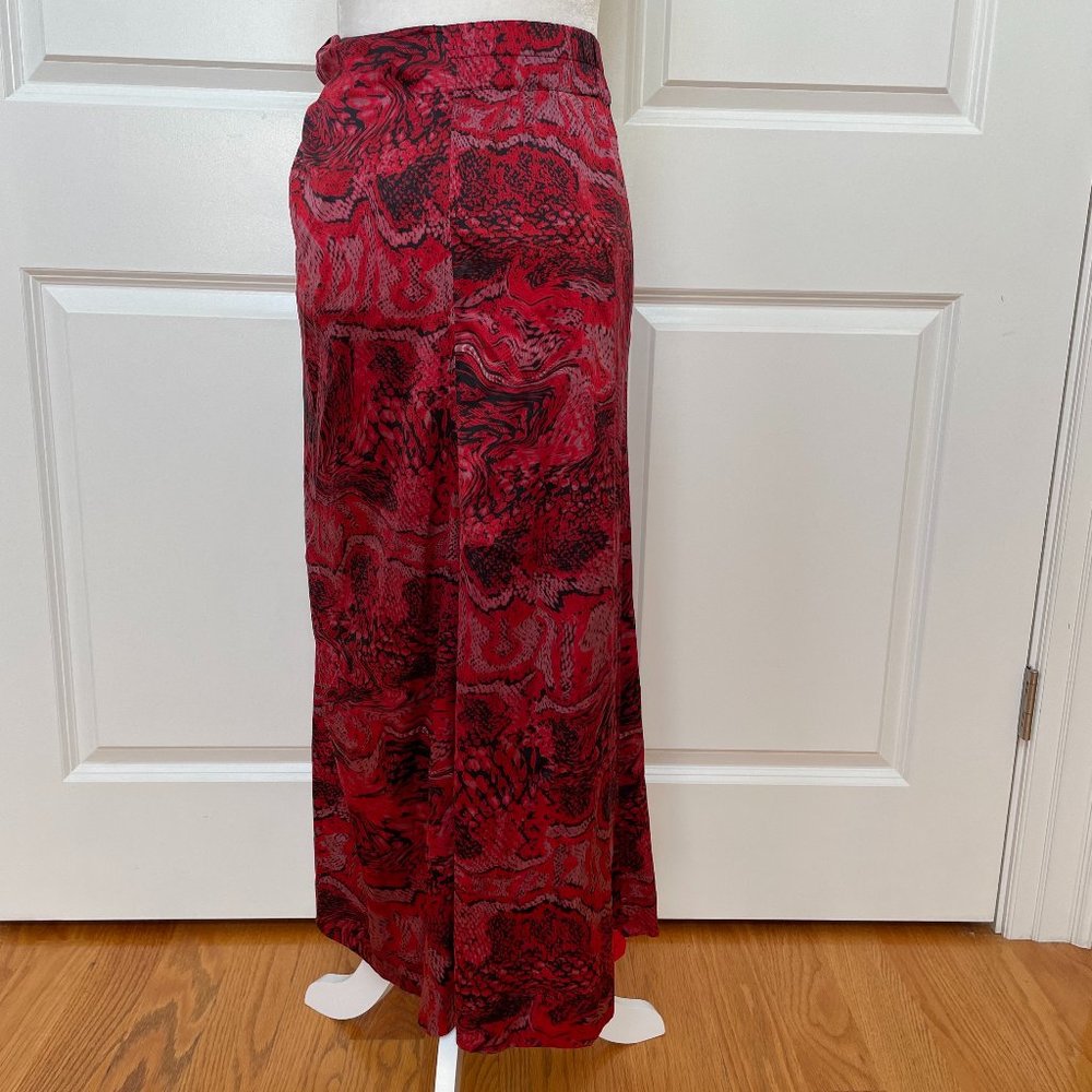 Tie-front printed stretch-silk satin midi skirt from Ganni - Picture 7 of 12